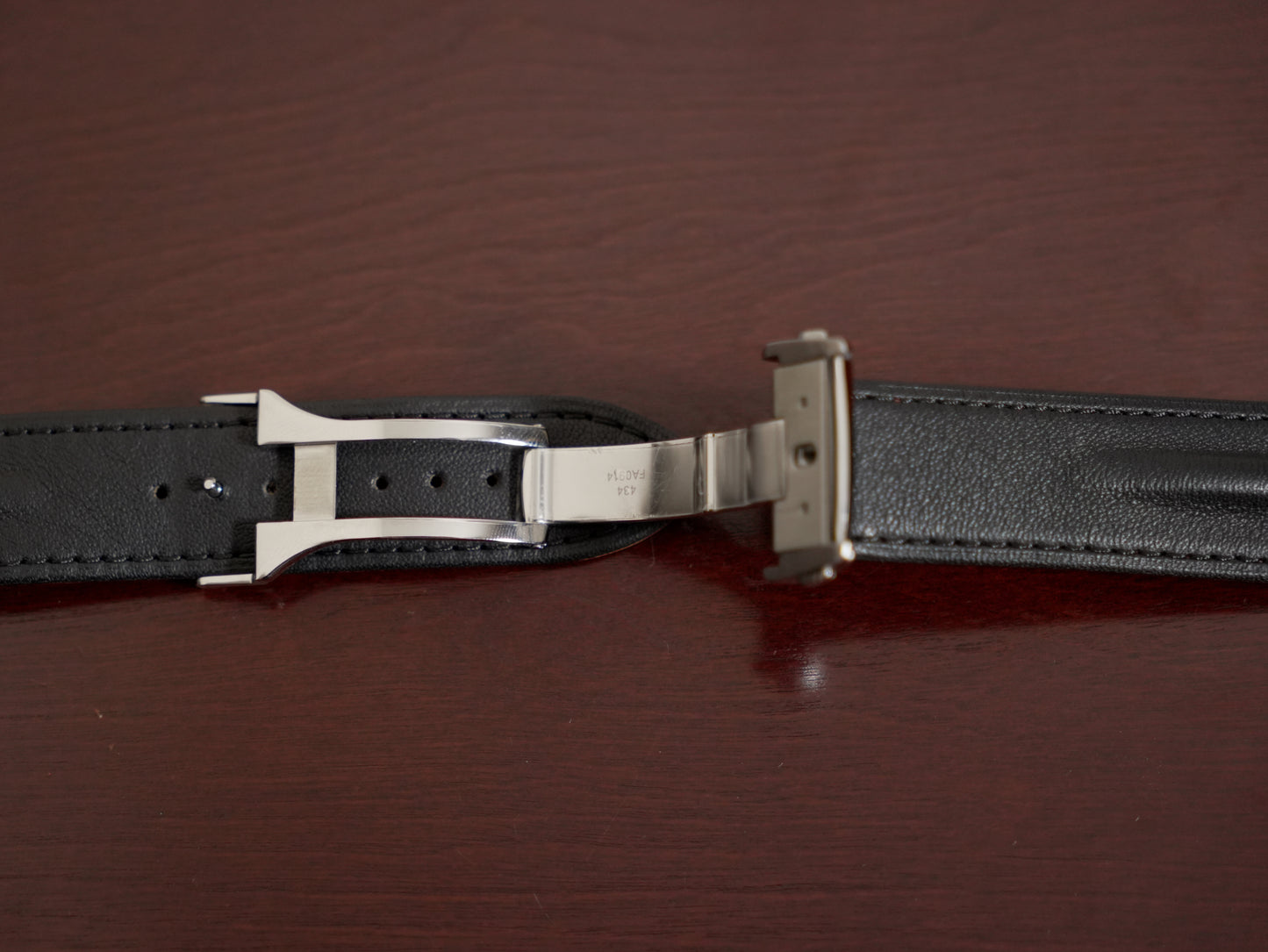 Pre-Owned Hamilton American Classic Black Leather Strap 22mm